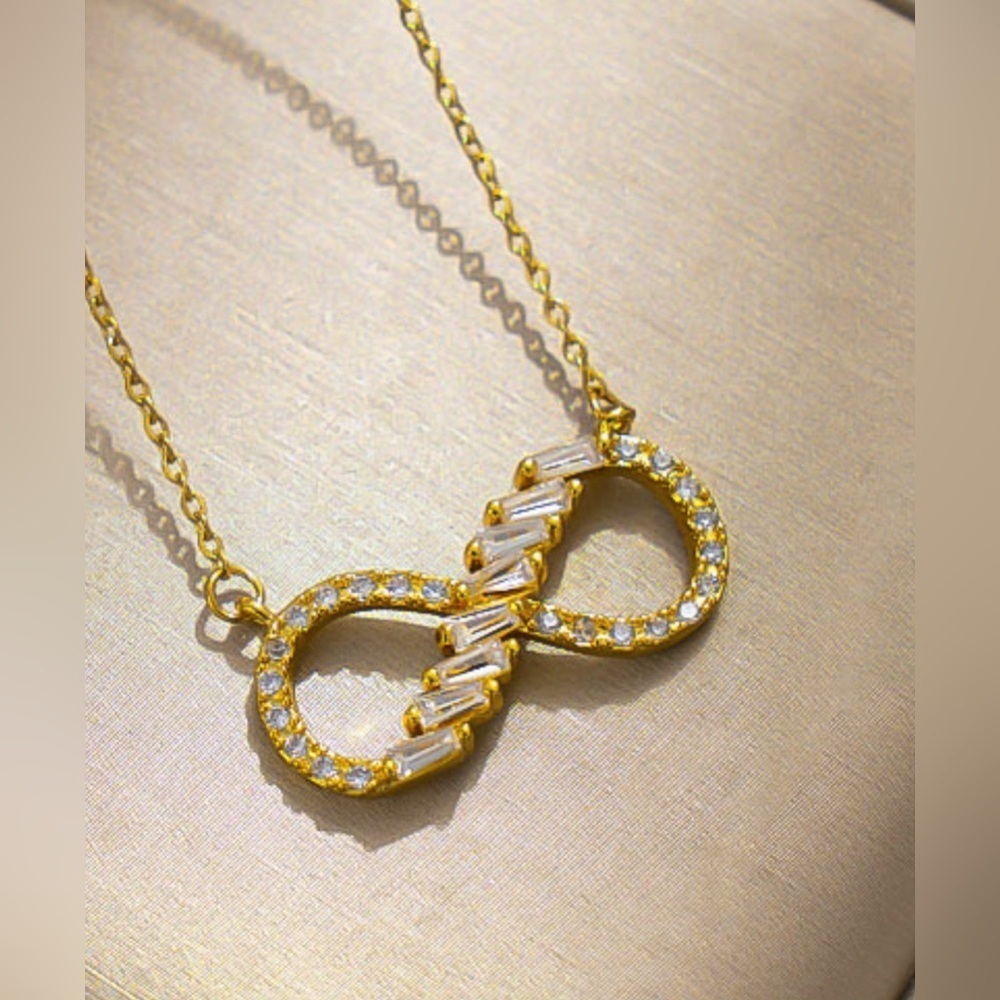 18K Gold Infinity Symbol Diamond Baguette Love Forever Station Necklace No Fade